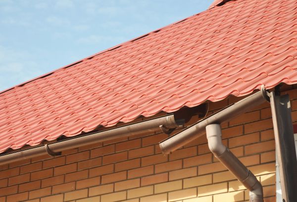 Loose Gutter Repair in Belleville